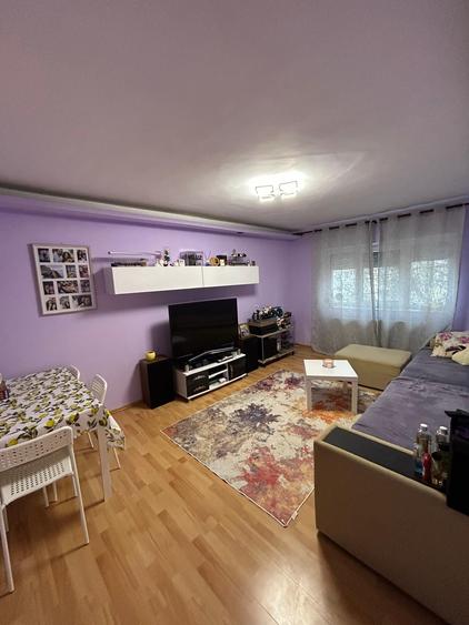 3 CAMERE DECOMANDATE CF. O - POARTA 6/PIATA ROSIE - 2