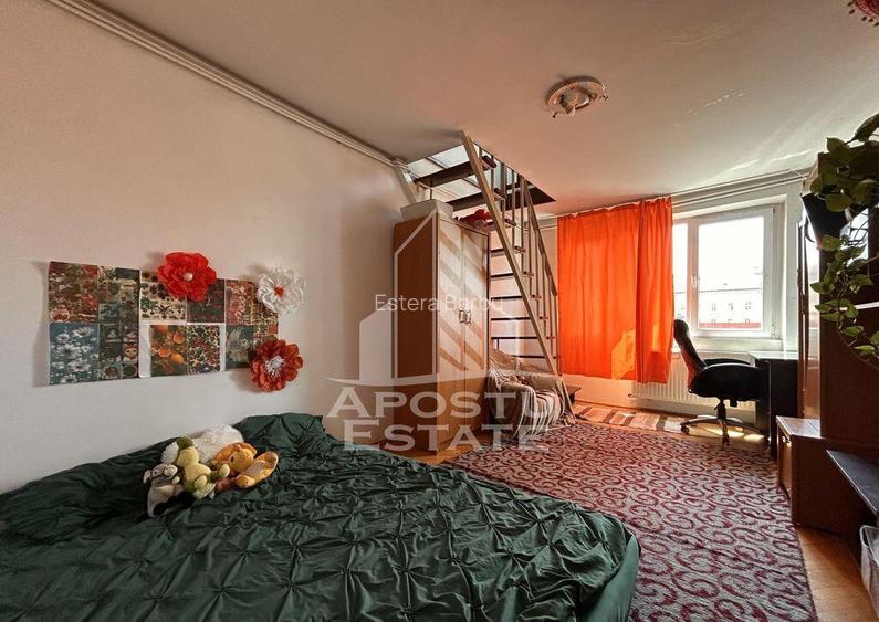 4 camere decomndat Pia?a Unirii | Terasa, parcare in c... 4 camere decomndat Pia?a Unirii | Terasa, parcare in c...