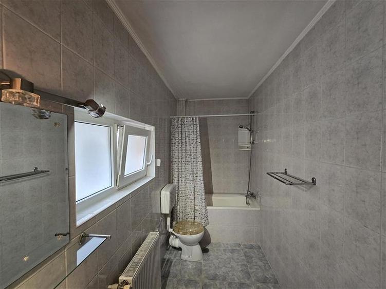 O CASA IN CARE LINISTEA DEVINE PARTE DIN VIATA DE ZI CU ZI - 11