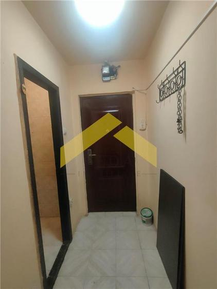 Apartament 2 camere zona Fortuna de vanzare - 2