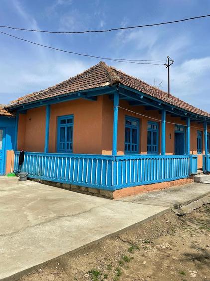 Vand casa batraneasca locuibila - Bacu, Ipatele, Iasi - 1