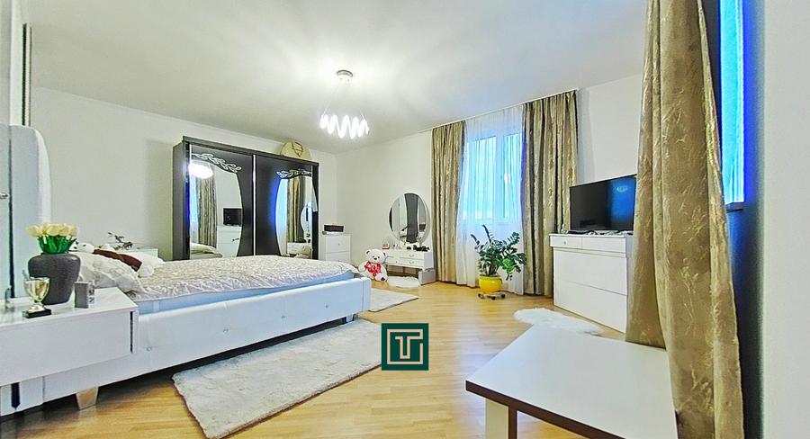 Casă impresionantă cu 15 camere, teren generos, piscină in Fantanele, Arad - 6