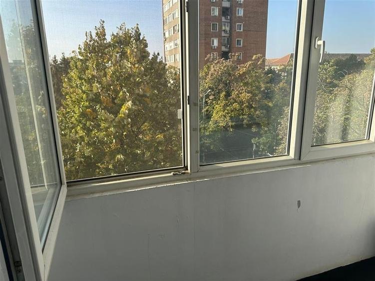 Decomandat cu Centrala Centru Gh Lazar - 4