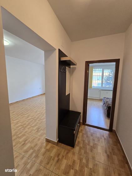 Apartament de 40,01 mp, parter, semi-mobilat, zona Far - 9