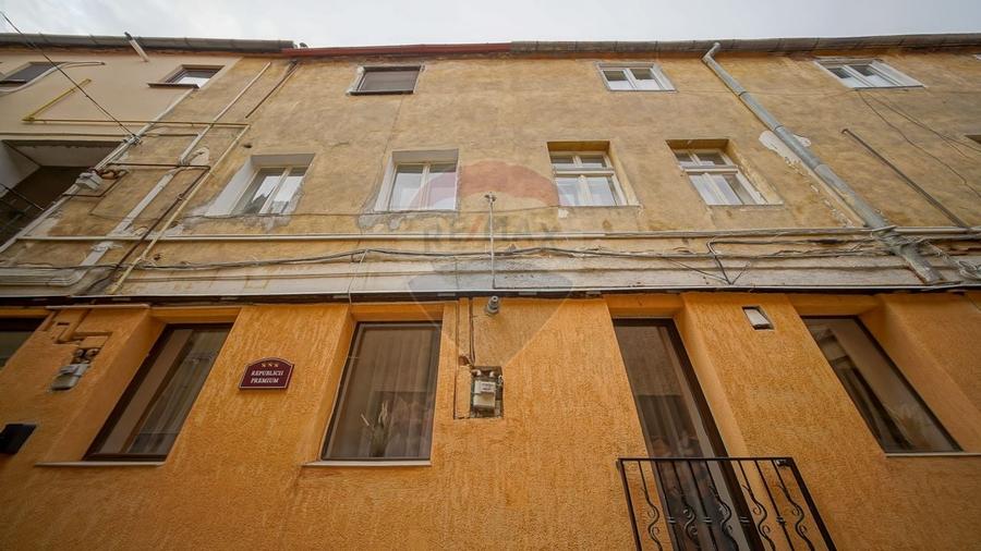 Apartament cu potential deosebit, pe str. Republicii - Centrul Istoric - 15