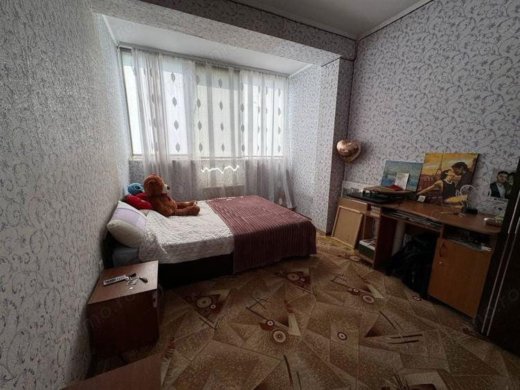 Se inchiriaza apartament cu doua camere, situat in zona centrala Unirii - 3