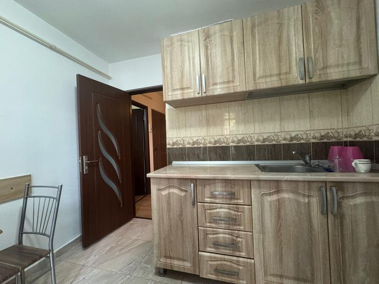 Apartament 2 camere zona Uvertura Mall - 2