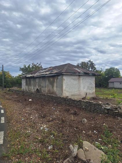 Teren cu casa sat Nuntasi - 2