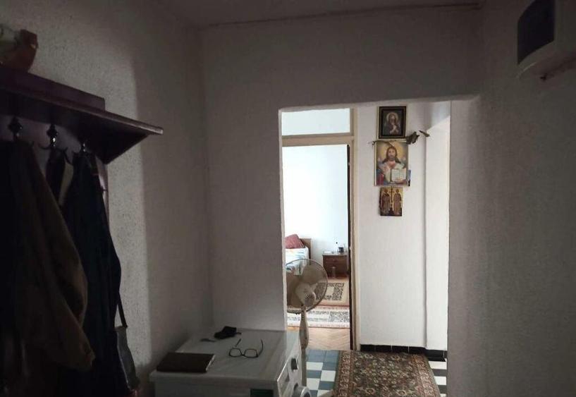 OTOPENI, CENTRAL , APARTAMENT 3 CAMERE - 5