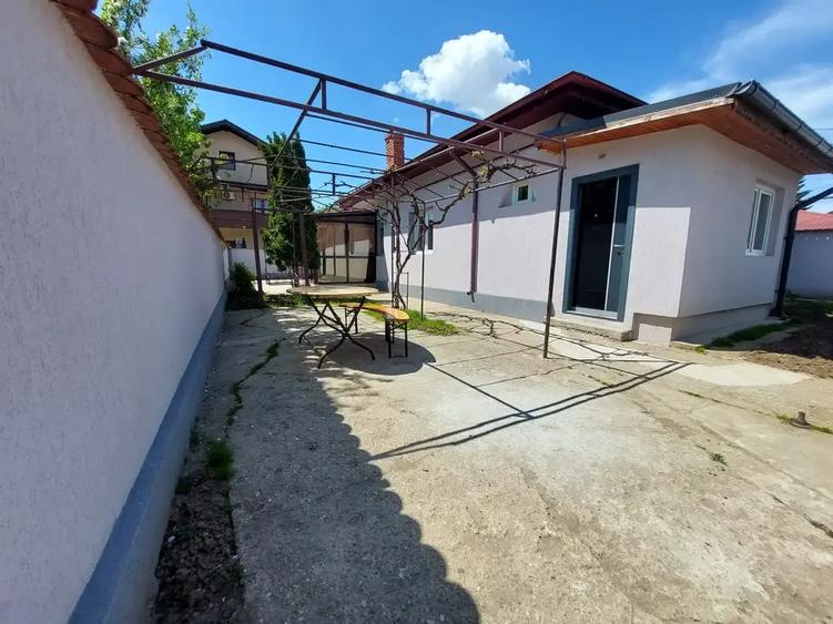 Casă 4 camere, 440 mp, Popești Leordeni - 2