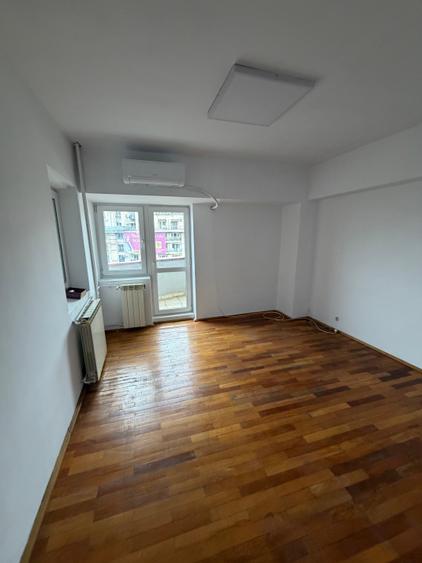 bd. Unirii colt cu Traian - apartament 4 camere foarte spatios - 4