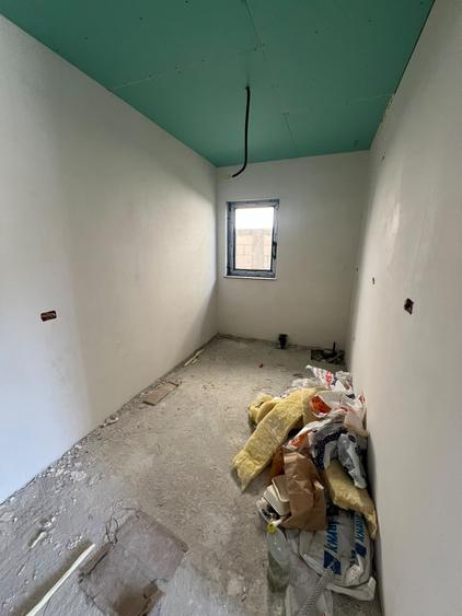 Casă cu 3 camere cu Teren 300 Mp în Agigea