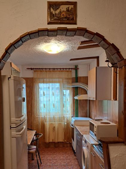 Proprietar,inchiriez ap.2 camere zona Rahova,str.Barca,renovat,aer conditionat,masina spalat,boiler - 3