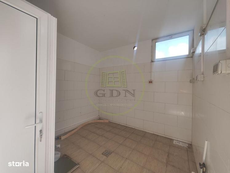 Casă cu 3 camere cu Teren 458 Mp în Central