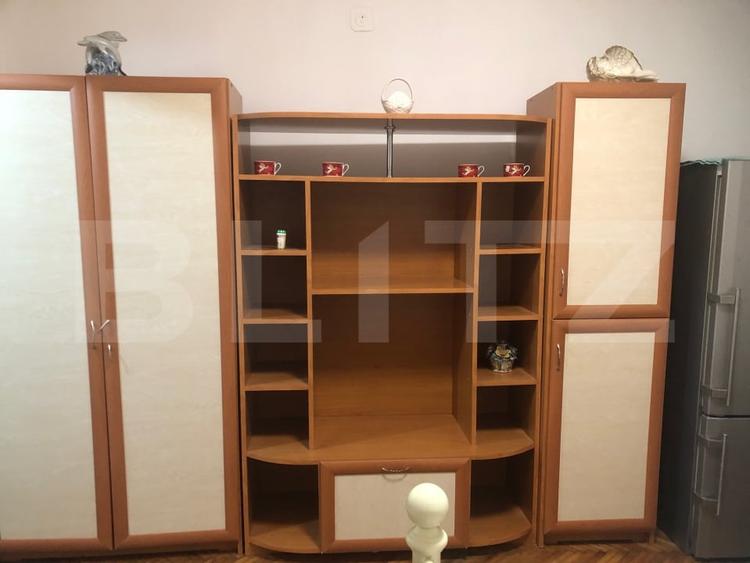 Garsonieră decomandată, mobilată în Soarelui