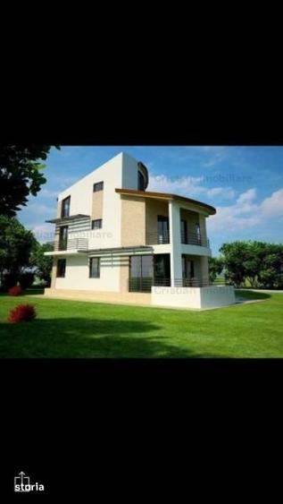 Casă cu 4 camere cu Teren 500 Mp în Central