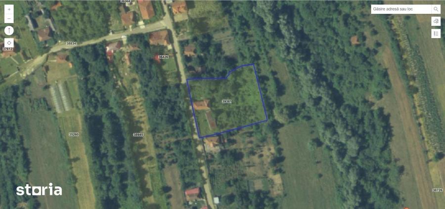 Casă cu 3 camere cu Teren 3272 Mp în Scoarța
