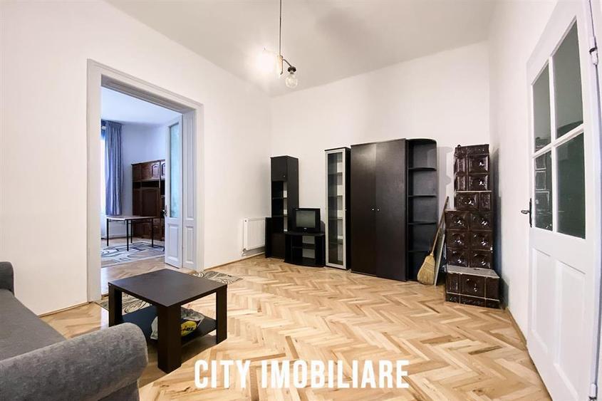 Apartament cu 4 camere circular, mobilat în Gruia