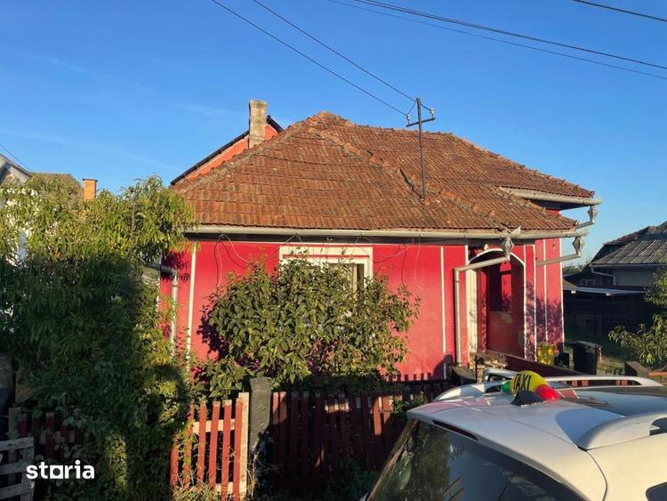 Casă cu 2 camere cu Teren 2751 Mp în Mireșu Mare