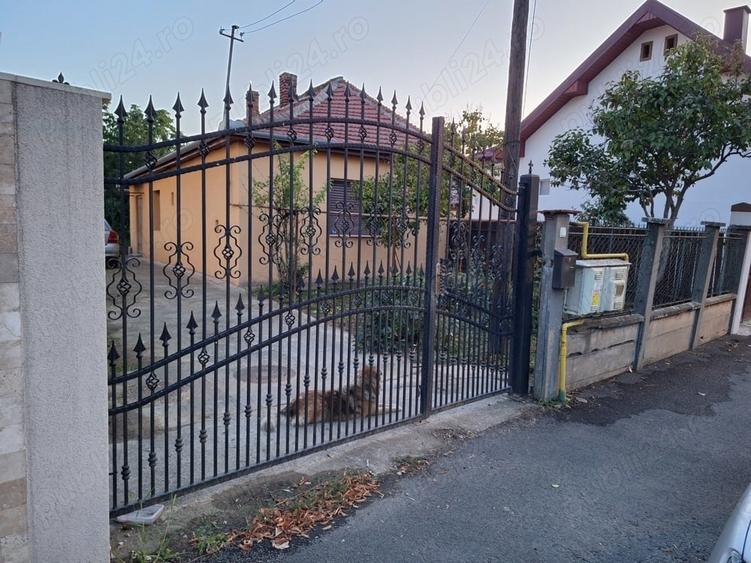 Casă cu 2 camere cu Teren 473 Mp în Titulescu