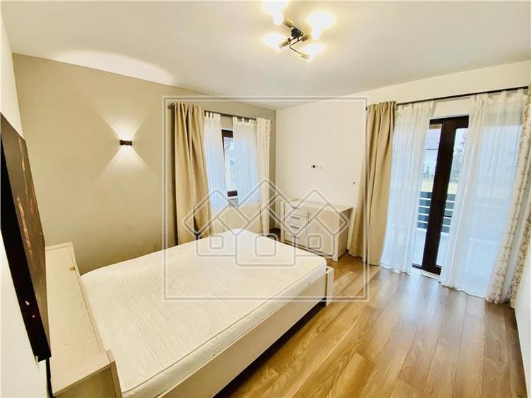 Apartament cu 3 camere si balcon mare, la cheie, terasa mare - 4