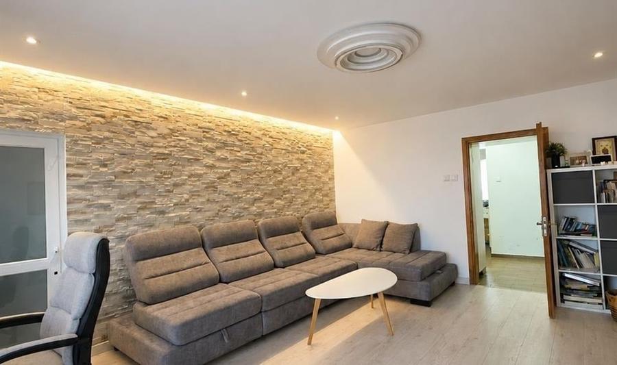 Apartament cu 3 camere decomandat în Unirii