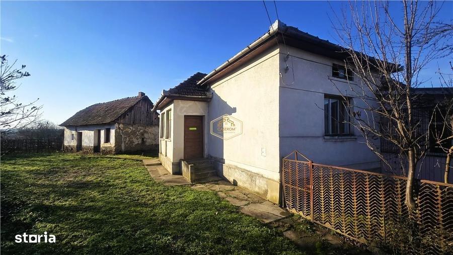 Casă cu 3 camere în Central