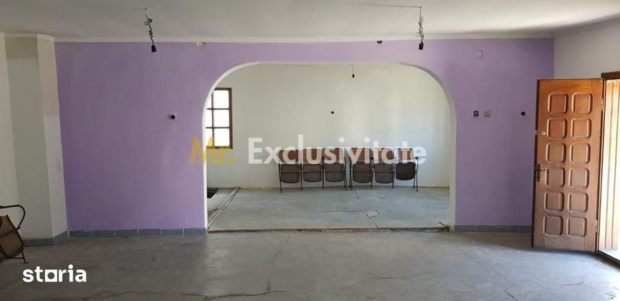 Casă cu 2 camere cu Teren 221 Mp în Corbi