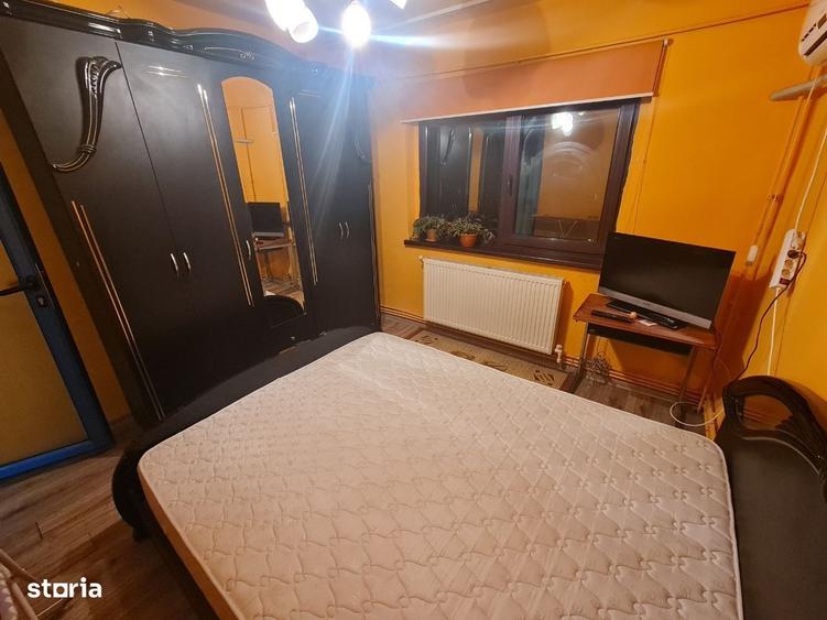 Apartament cu 2 camere decomandat în Școlilor