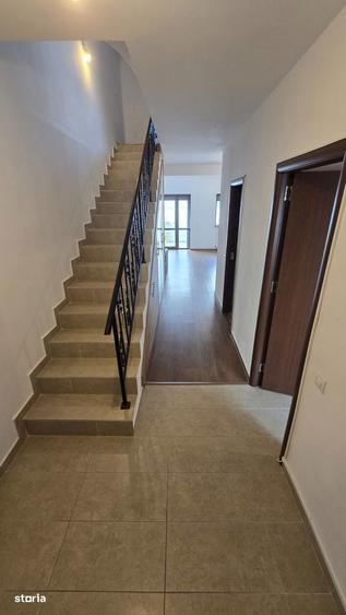 Casă cu 4 camere cu Teren 162 Mp în Central