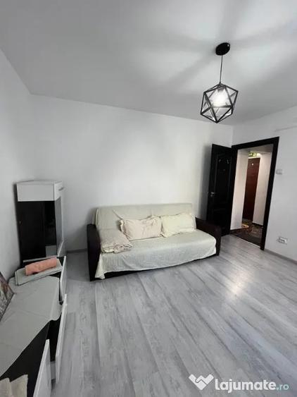 Apartament 3 camere,etaj 1,zona Alexandru Cel Bun-Minerva;impecabil - 4