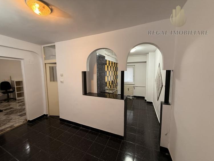 Spațiu Birou | Unirii- Muncii| Parter | 40 mp - 3