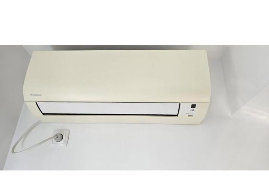 Apartamenr 3 camere, bloc nou 2011, zona Nerva Traian - 3