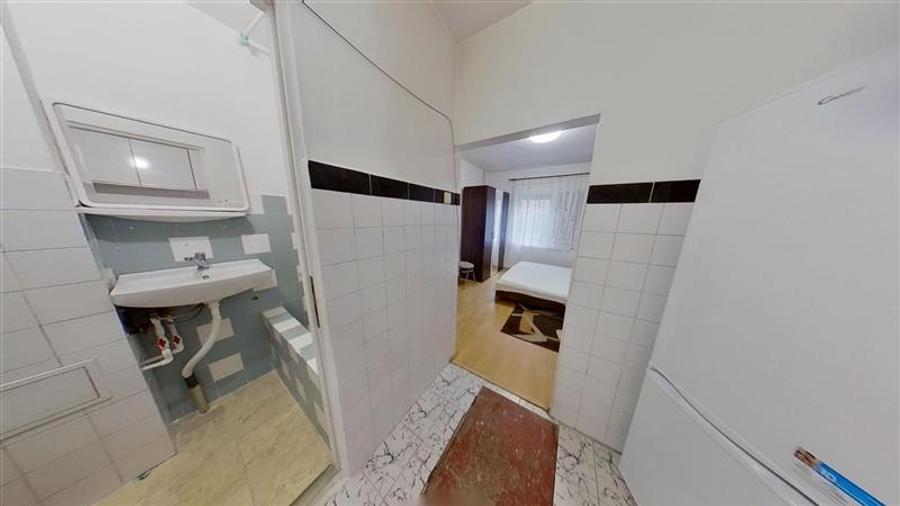 TUR 3D! Garsoniera practica,Central: vis-a-vis de Universitatea Transilvania,Bra - 7