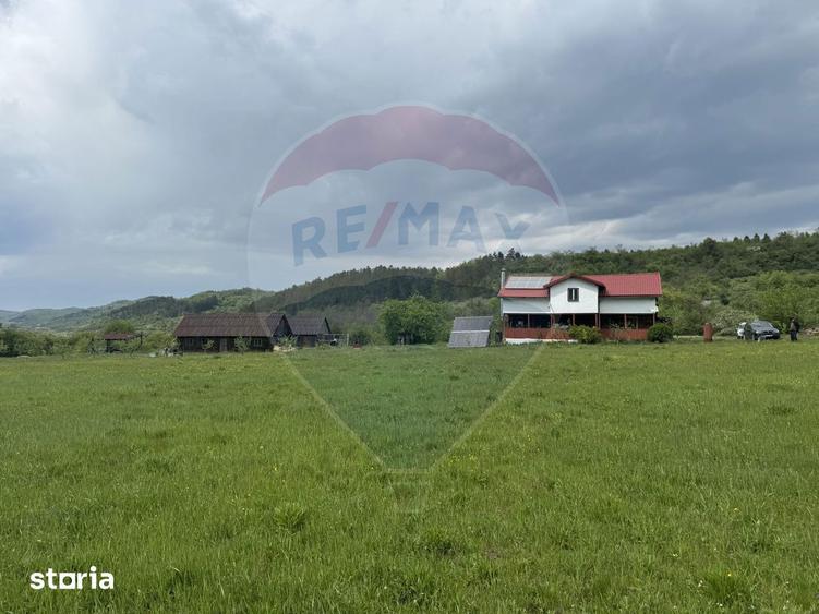 Proprietate OFF-GRID 5,76 Ha. Casa tradi?ionala lemn. Limita Cluj - 17
