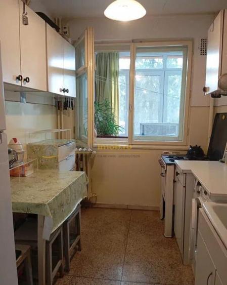 2 Camere Decomandat Parcare Alexandru Obregia - 3