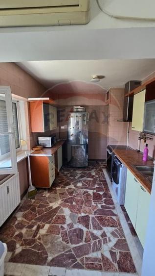 Apartament cu 4 camere de inchiriat in zona Ultracentral - 15