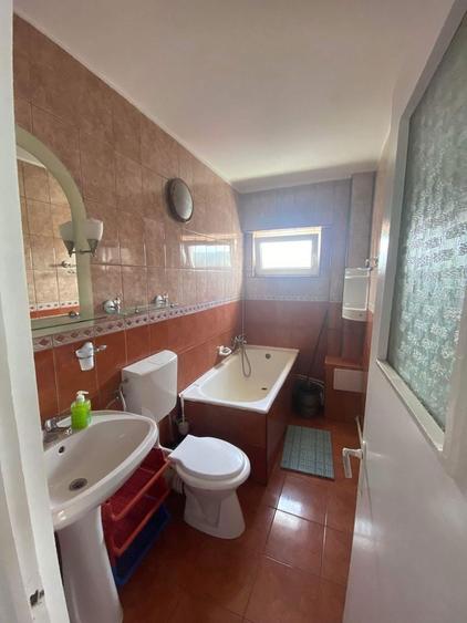 Pf vand apartament cu 3 camere - 2