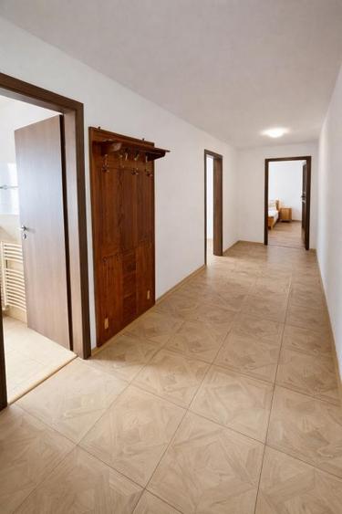 Apartament in zona Stejarului  , 44 mp utili plus balcon , parter inalt. - 3