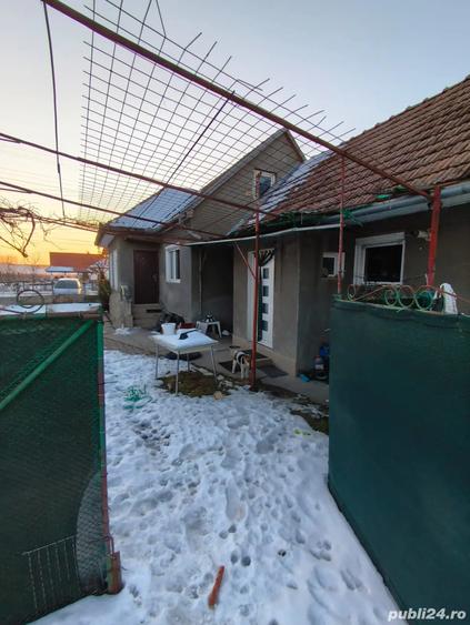 Casa familiala spatioasa din caramida de vanzare in Secuieni, cu acte curate! - 4