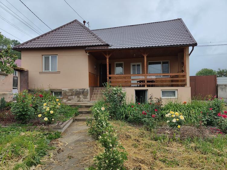 Casa renovata si utilata in Augustin, 1100mp teren, la 45km de Brasov - 1