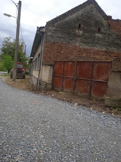 Casa de vanzare in Tincova judetul Cara? Severin. La distan?e egale intre Caransebe? ?i Lugoj. - 1
