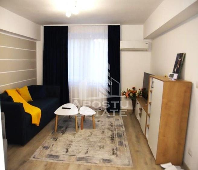 Apartament cu 2 camere semidecomandat în Ultracentral Apartament cu 2 camere semidecomandat în Ultracentral