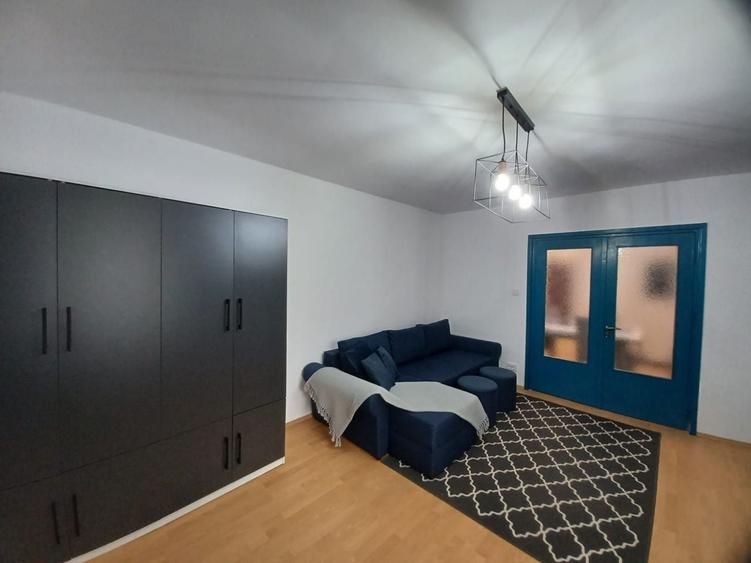 Chirie, 2 dormitoare, str. Sovata. 400 E/lună negociabil. Comision 0. - 3