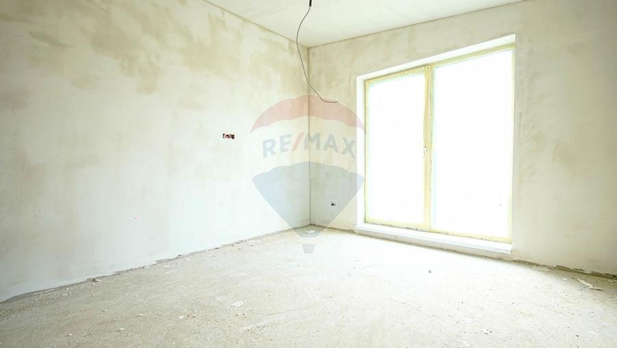 Locuieste intr-un peisaj de poveste - Vila moderna in Rasnov - 9