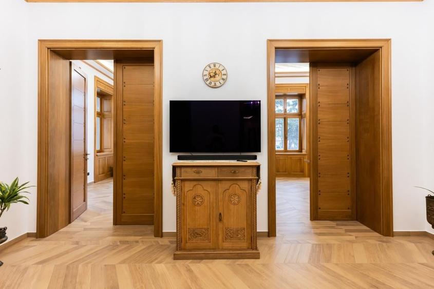 Imobil reprezentativ, renovat lux 2025, Notariat, Consulat, Clinica, Avocatura - 1