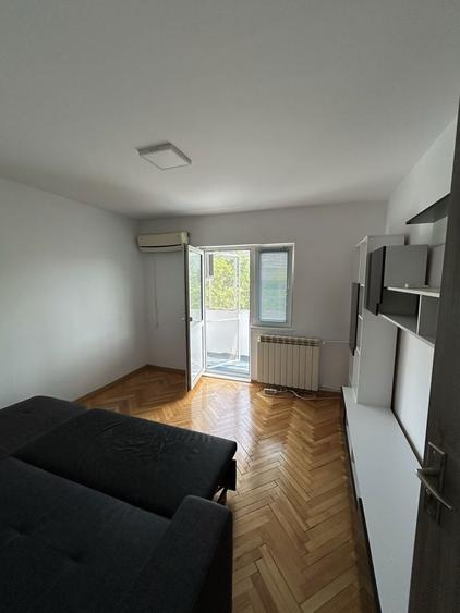 Apartament cu 4 camere de inchiriat - 8