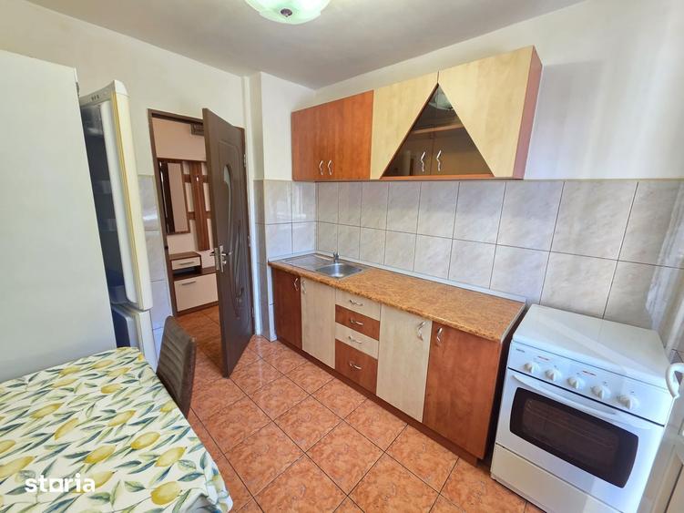 Chirie Apartament 2 Camere decomandat intrare Racadau Str. Carpatilor - 11