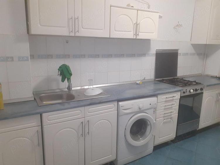 Inchiriere 2 camere cf. 1 dec. 6 din 7, cu suprafata totala de 60.mp. bloc cu lift, Zona Calarasi 4 - 10