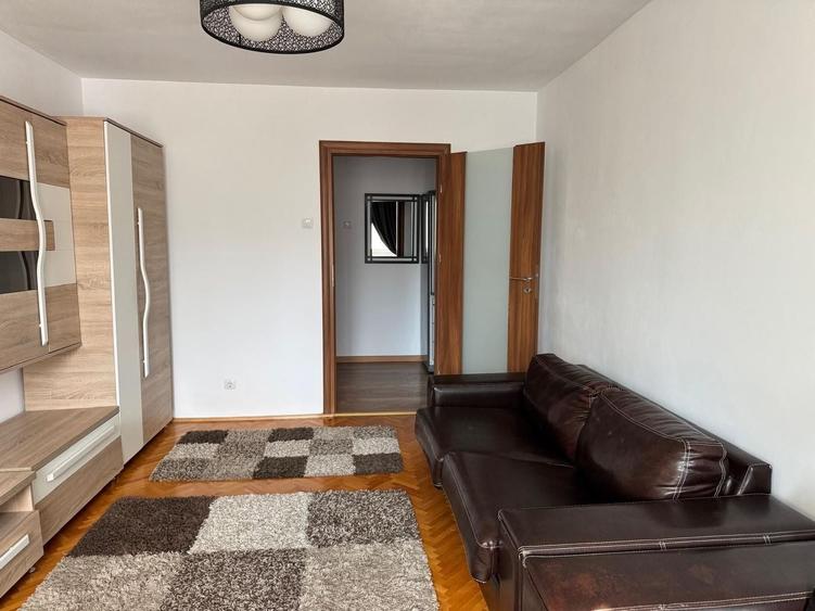 Apartament modern, decomandat cu 2 camere Cornișa - 2